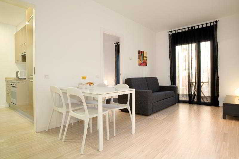 Mh Apartments Sant Pau Barcelona Buitenkant foto