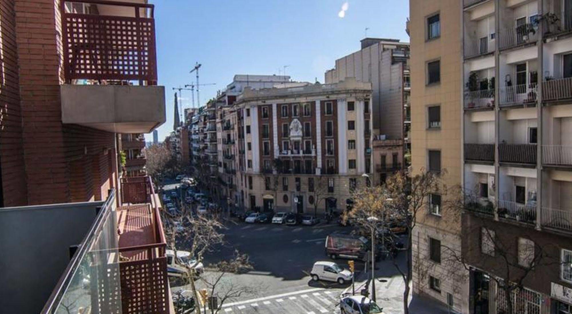Mh Apartments Sant Pau Barcelona Buitenkant foto